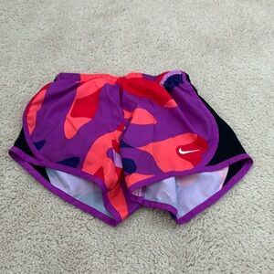 Girls Nike shorts size M